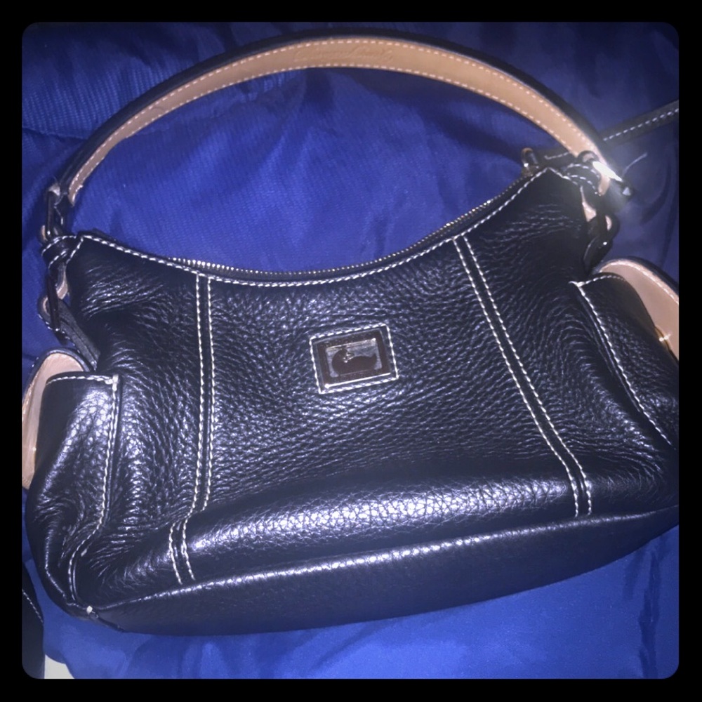 Dooney & Bourke Mini ❤️❤️❤️❤️